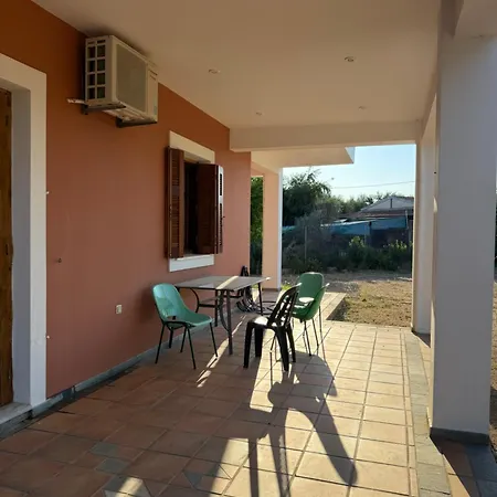 Almyra Seaside Apartment *